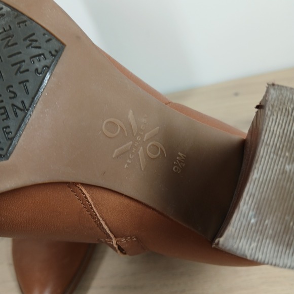 Nine West Boots Women 9.5 Tan Leather Block Heel Ankle Minimal Classic Basic - Picture 10 of 12